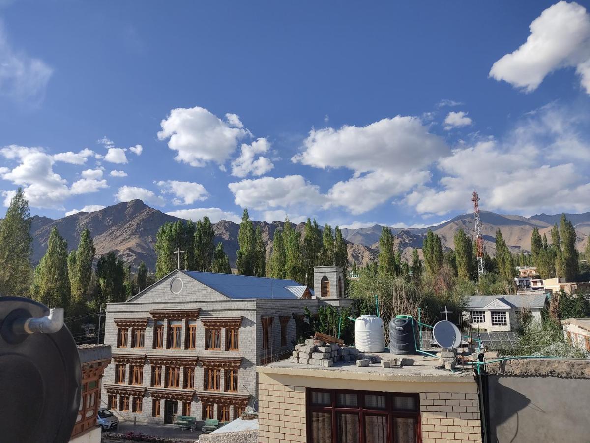 Paradise Leh Residency Luaran gambar